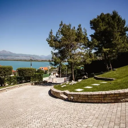 Velipo Villa