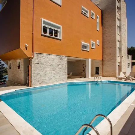 Velipo Villa *