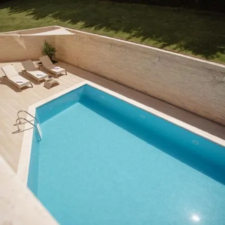 Villa Velipo Velipojë